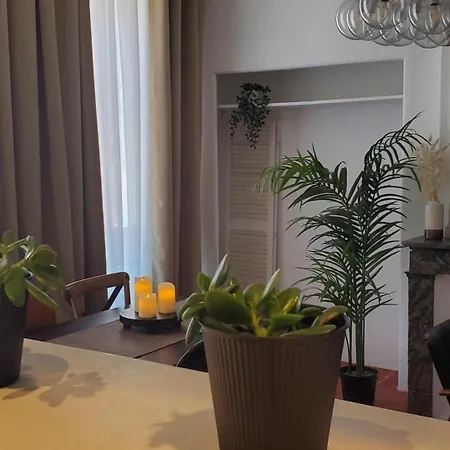 La Vaca T3 Standing Climatisation Wifi Netflix Coeur Historique Apartment *