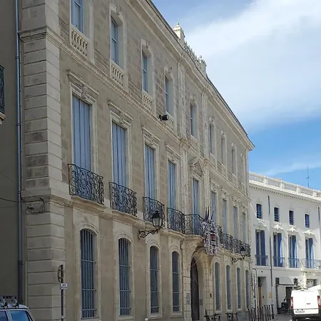 Apartment La Vaca T3 Standing Climatisation Wifi Netflix Coeur Historique *