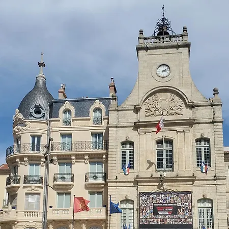 Apartment La Vaca T3 Standing Climatisation Wifi Netflix Coeur Historique *